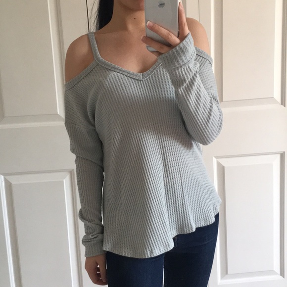 LIV - Light Blue Waffle Material Shoulder Cutout Top Blouse - Picture 2 of 7